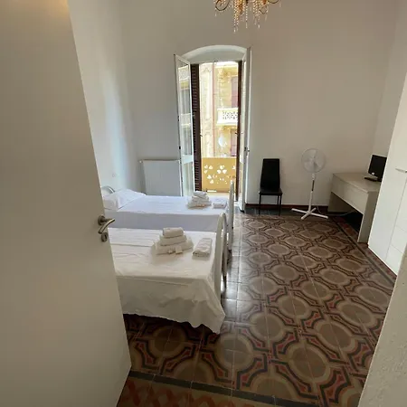 Cavour 414 Penzion La Spezia